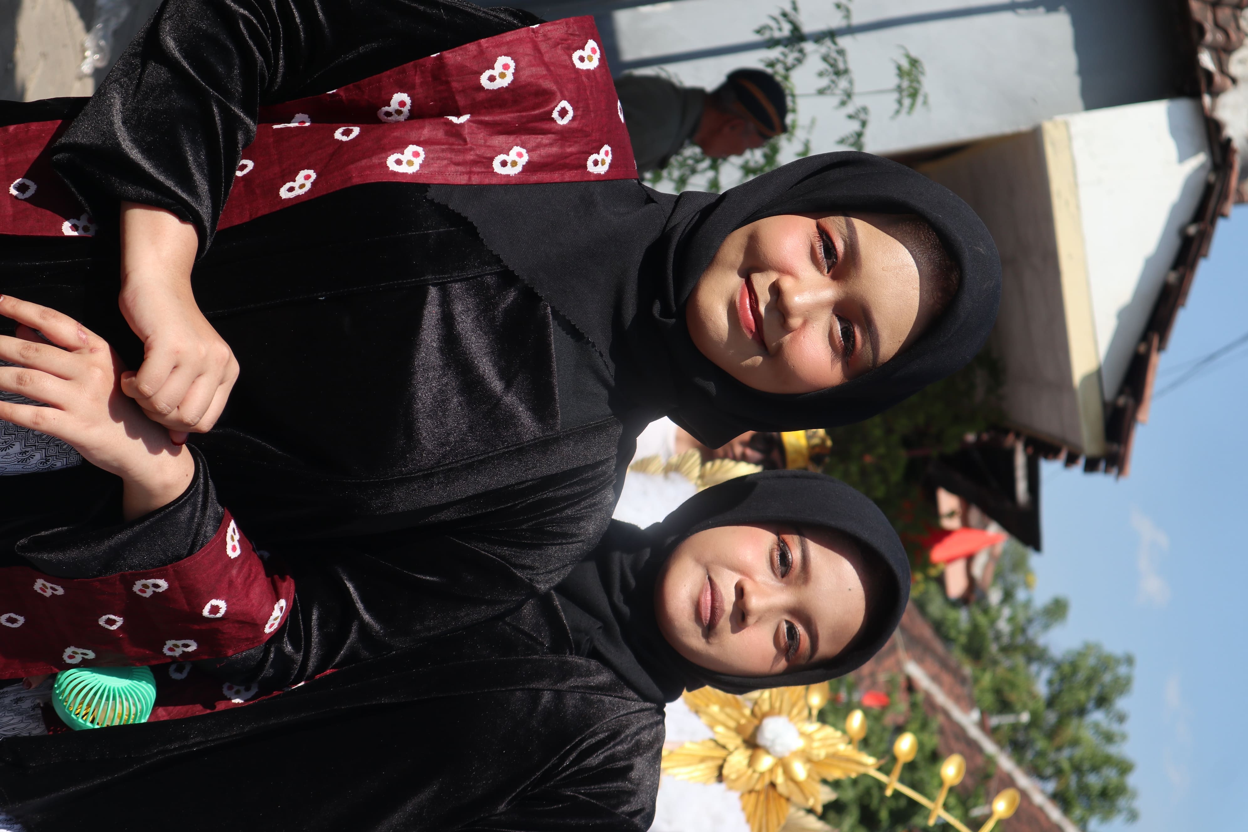 Meriah! Yayasan Darul Rokhman Ngembe Gelar Pawai HUT RI ke-79